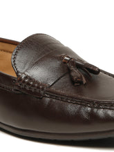 Load image into Gallery viewer, Men Brown Solid Leather Formal Tasselled Loafers

