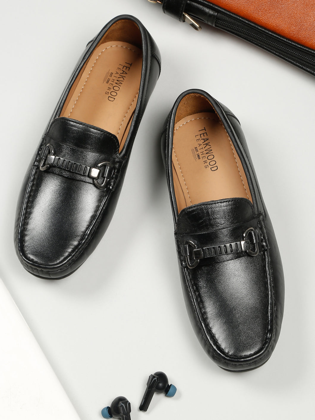 Men Black Solid Leather Formal Loafers