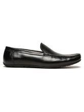 Load image into Gallery viewer, Men Black Solid Genuine Leather Formal Loafers
