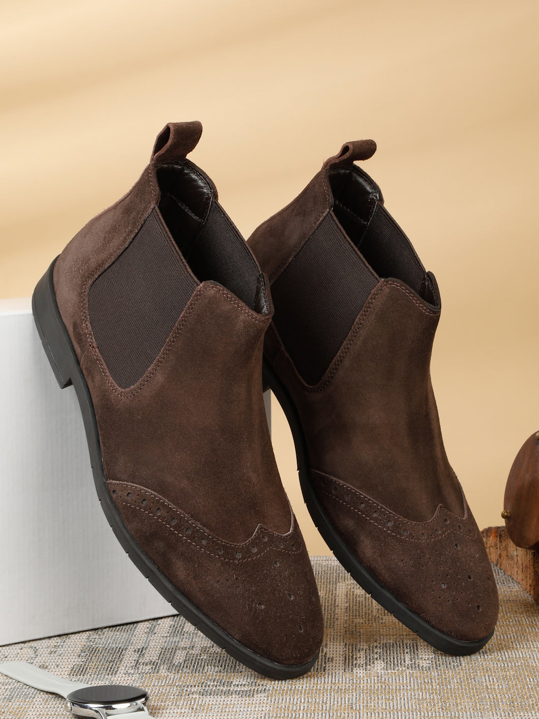 Suede leather chelsea boots top