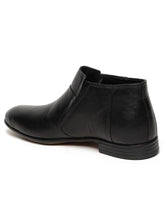 Load image into Gallery viewer, Men's Black Solid Leather Slip-on Boots
