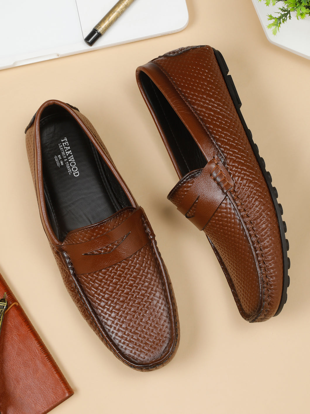 Men's Brown Texture Leather Flexi 360 Loafers