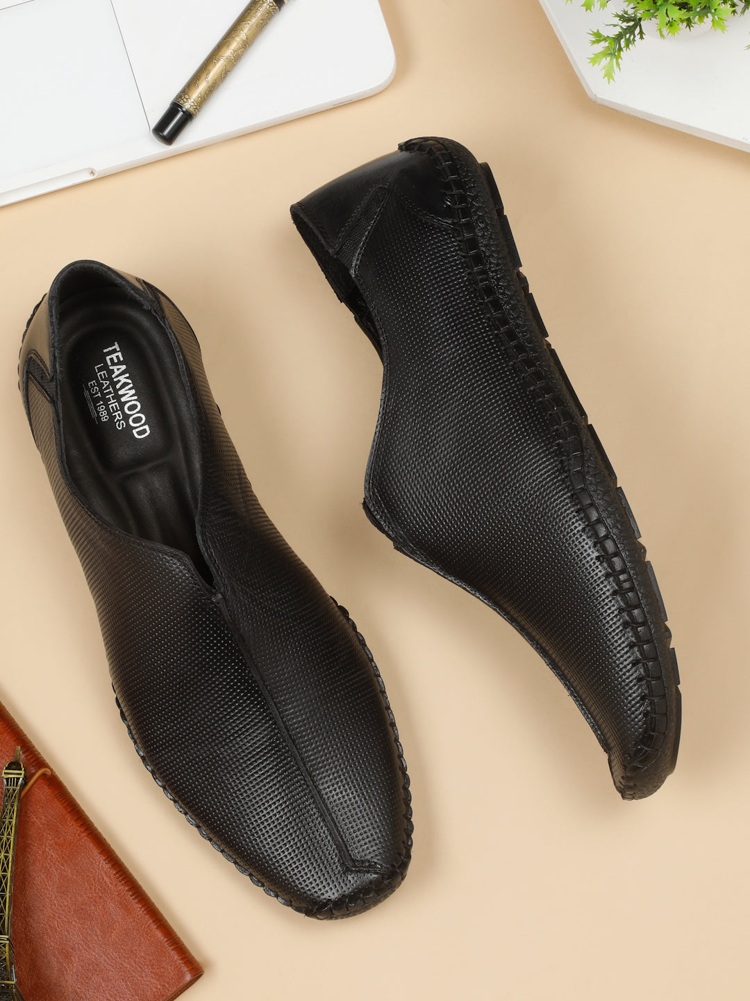 Men's Black Texture Leather Flexi 360 Moccasins – Teakwood Leathers