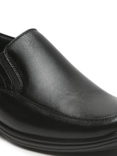 Load image into Gallery viewer, Mens&#39;s Black Solid Leather Moccasins
