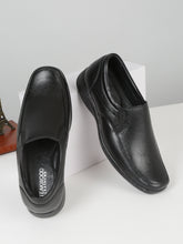 Load image into Gallery viewer, Mens&#39;s Black Solid Leather Moccasins
