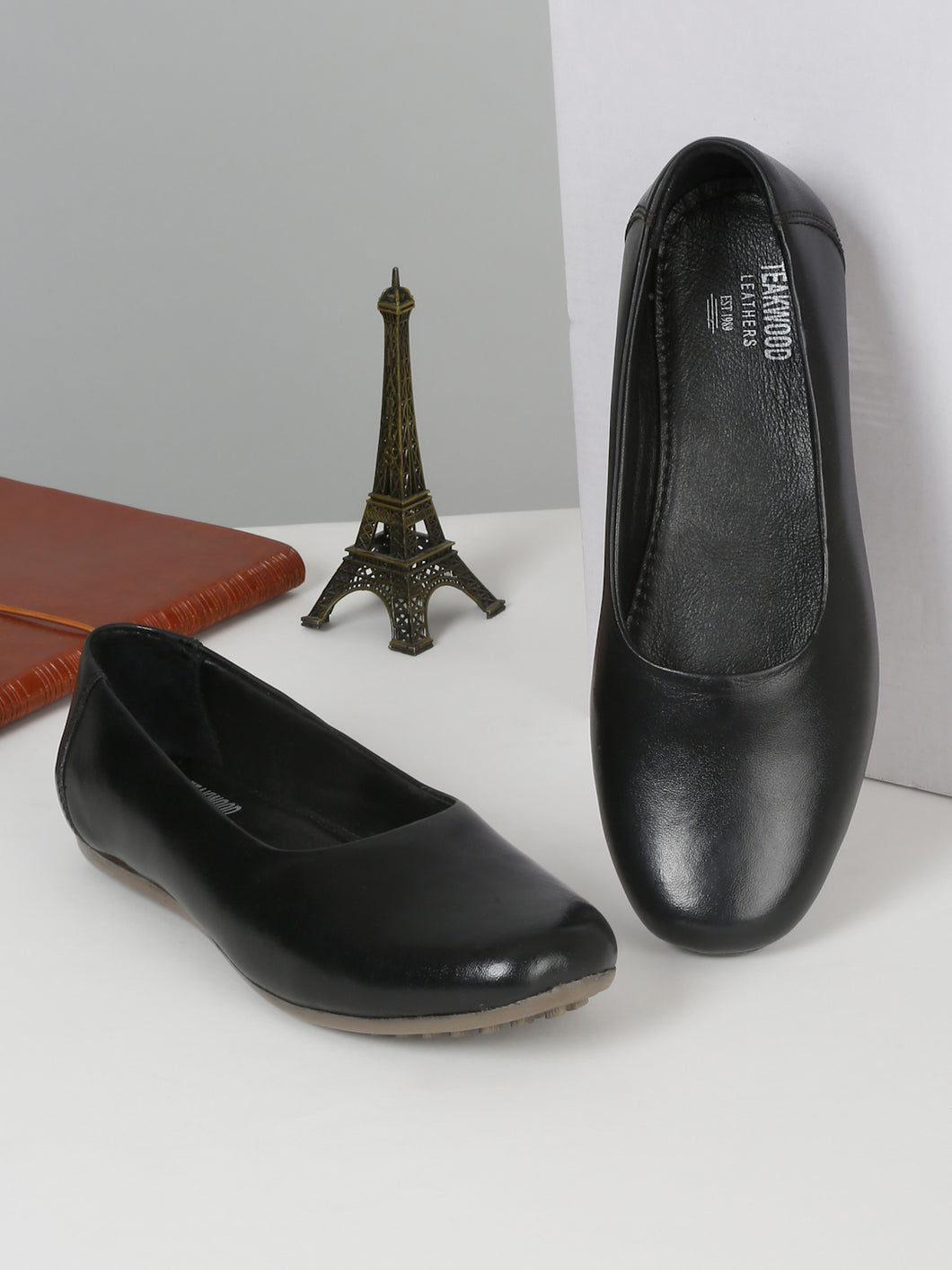 Women's Black Embossed Pattern Leather Ballet Flat Shoes Teakwood Leathers Women's Black Embossed Pattern Leather Ballet Flat Shoes Teakwood Leathers