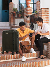 Load image into Gallery viewer, 360 Degree Rotation Hard Cabin Trolley Bag
