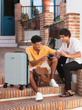 Load image into Gallery viewer, 360 Degree Rotation Hard Cabin Trolley Bag
