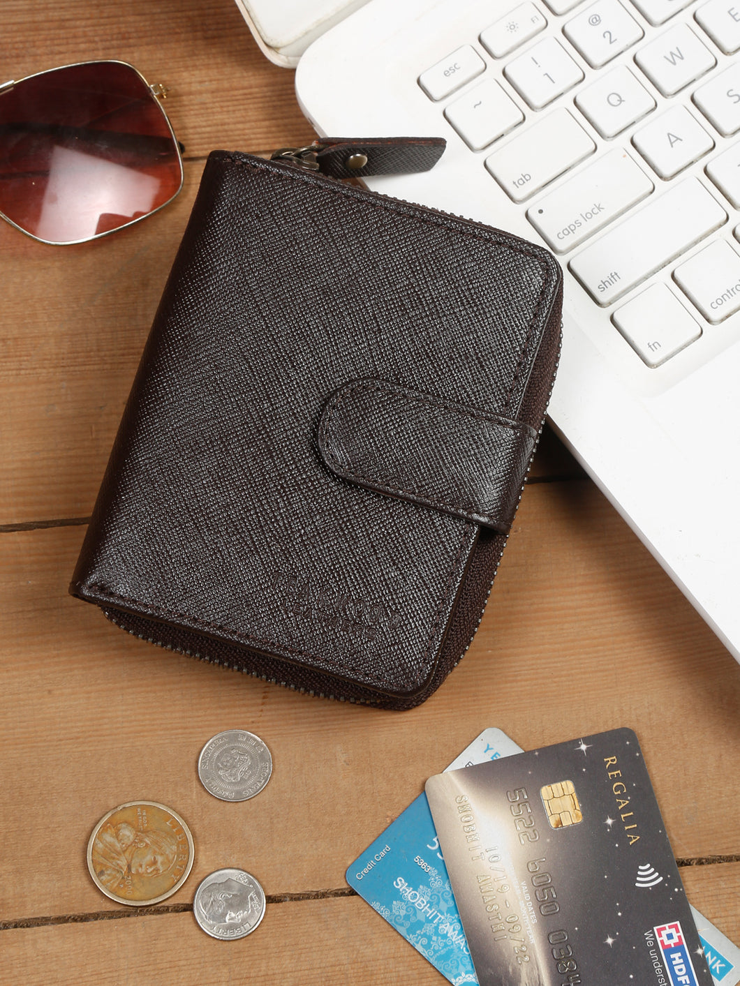 Teakwood Leather Men's Brown Textured Wallet