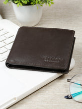Load image into Gallery viewer, Men's Classic  Leather Bi-Fold Wallet
