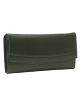 Load image into Gallery viewer, Teakwood Genuine Leather Green Color Wallet

