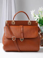 Load image into Gallery viewer, Teakwood Leathers Solid Structured Women Leather Handheld Bag
