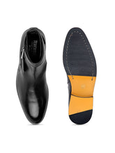 Load image into Gallery viewer, Teakwood Leathers Men's Black Chelsea Boots
