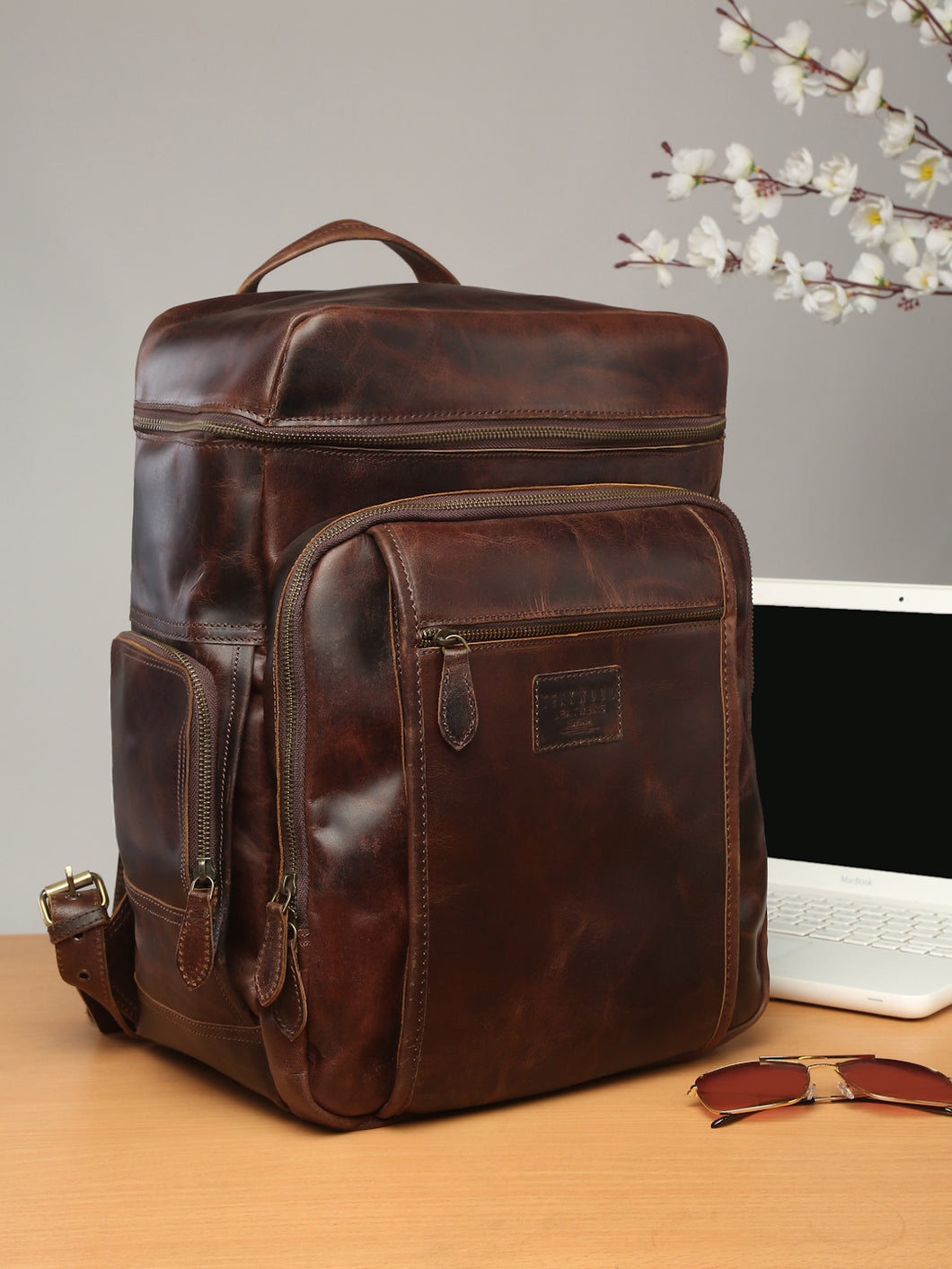 Teakwood Unisex Genuine Leather Brown solid Backpack||Unisex Laptop Bag/Backpack