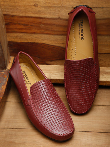 Men Maroon Texture Solid Genuine Leather Loafers