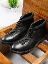 Load image into Gallery viewer, Men Black Solid Mid Top Lace-up Boots
