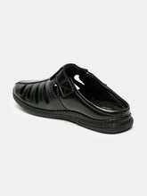 Load image into Gallery viewer, Men Black Solid Leather Shoe- Style Sandals
