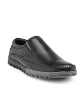 Load image into Gallery viewer, Teakwood Genuine Leather Black Loafers
