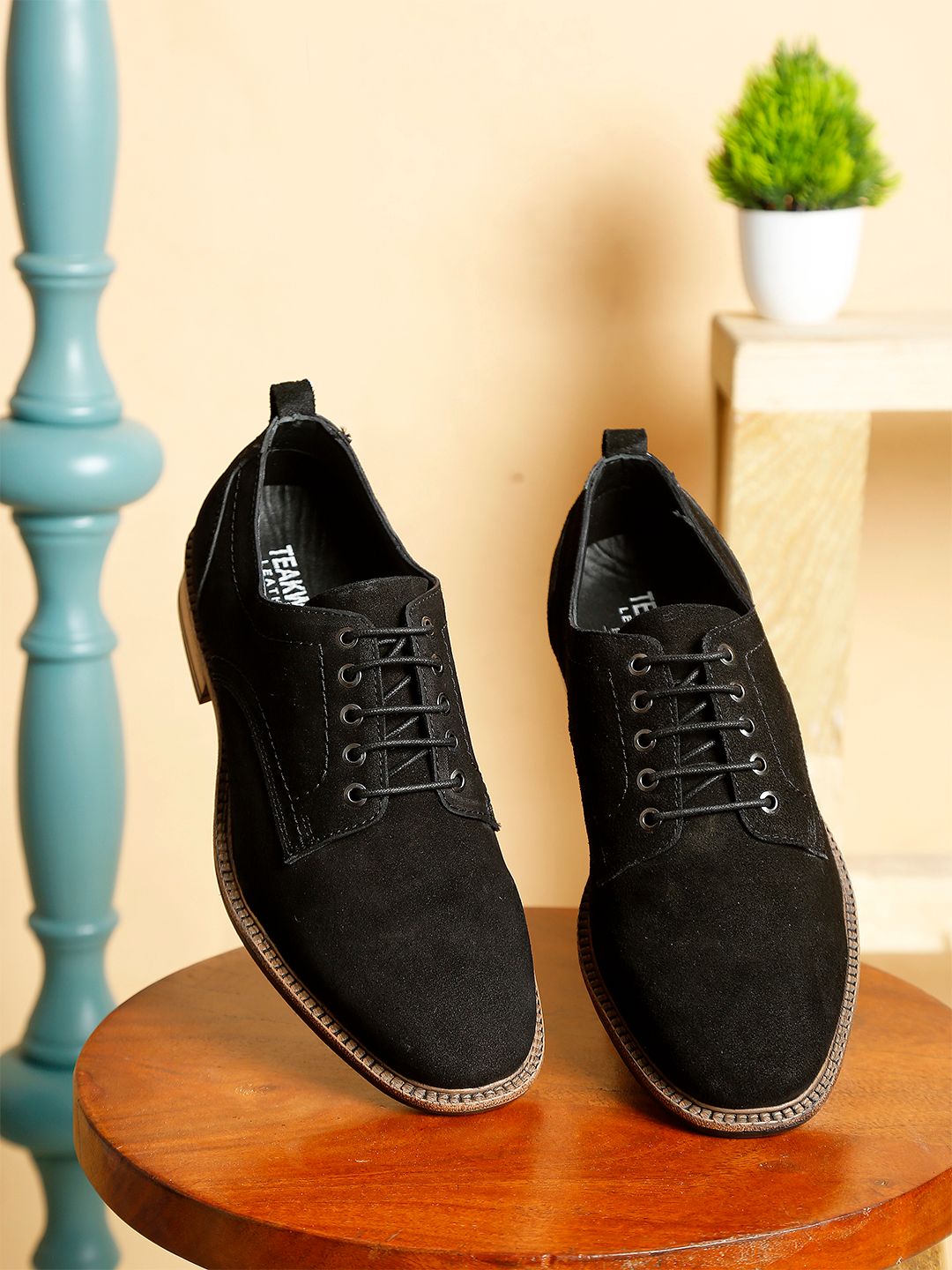 Suede clearance leather shoes