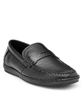 Load image into Gallery viewer, Teakwood Leather Black Casual Shoes
