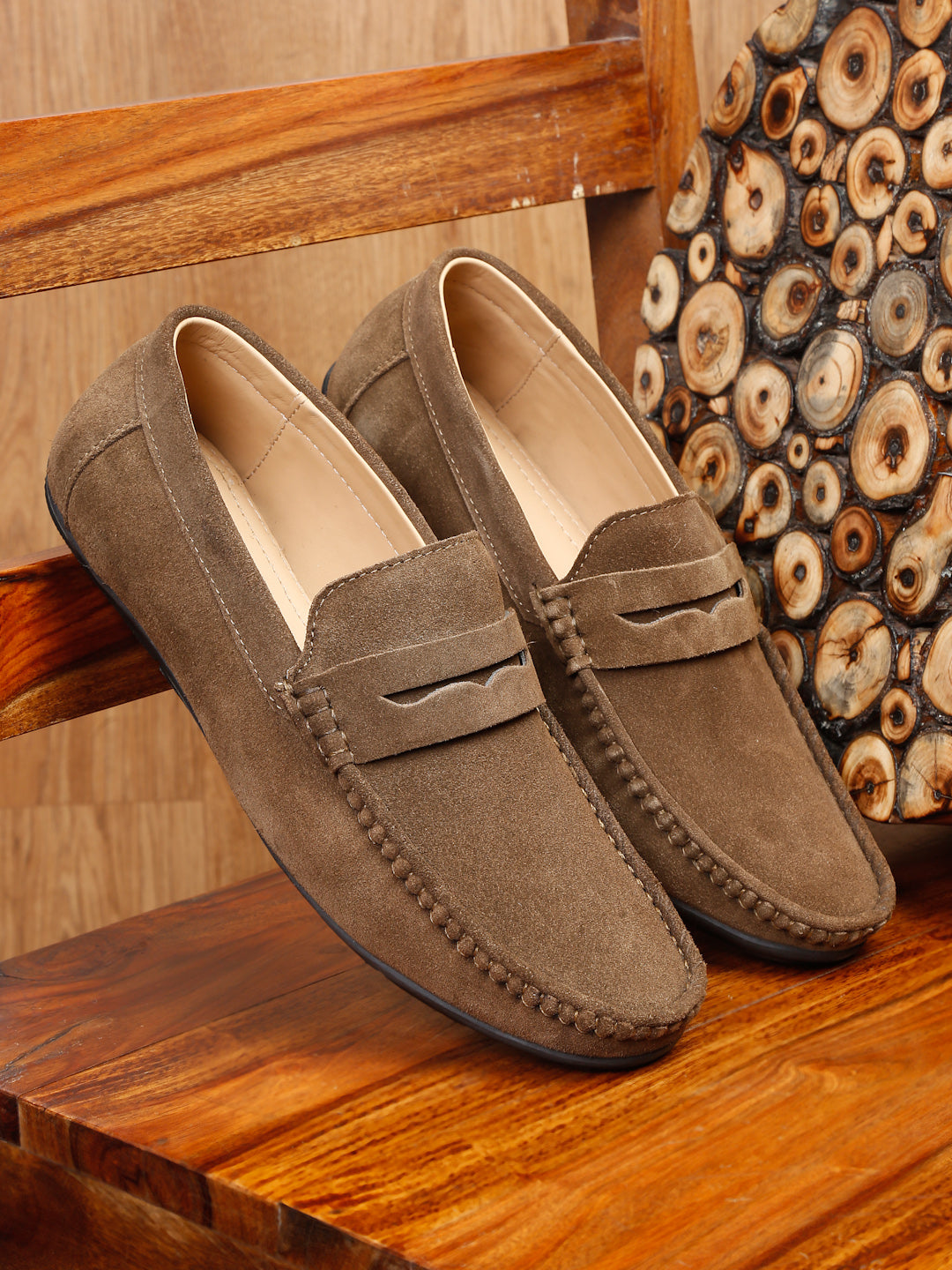 Teakwood Leather Men Solid Round-Toe Olive Loafer