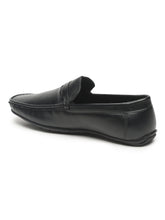 Load image into Gallery viewer, Men Black Solid Genuine Leather Formal Loafers
