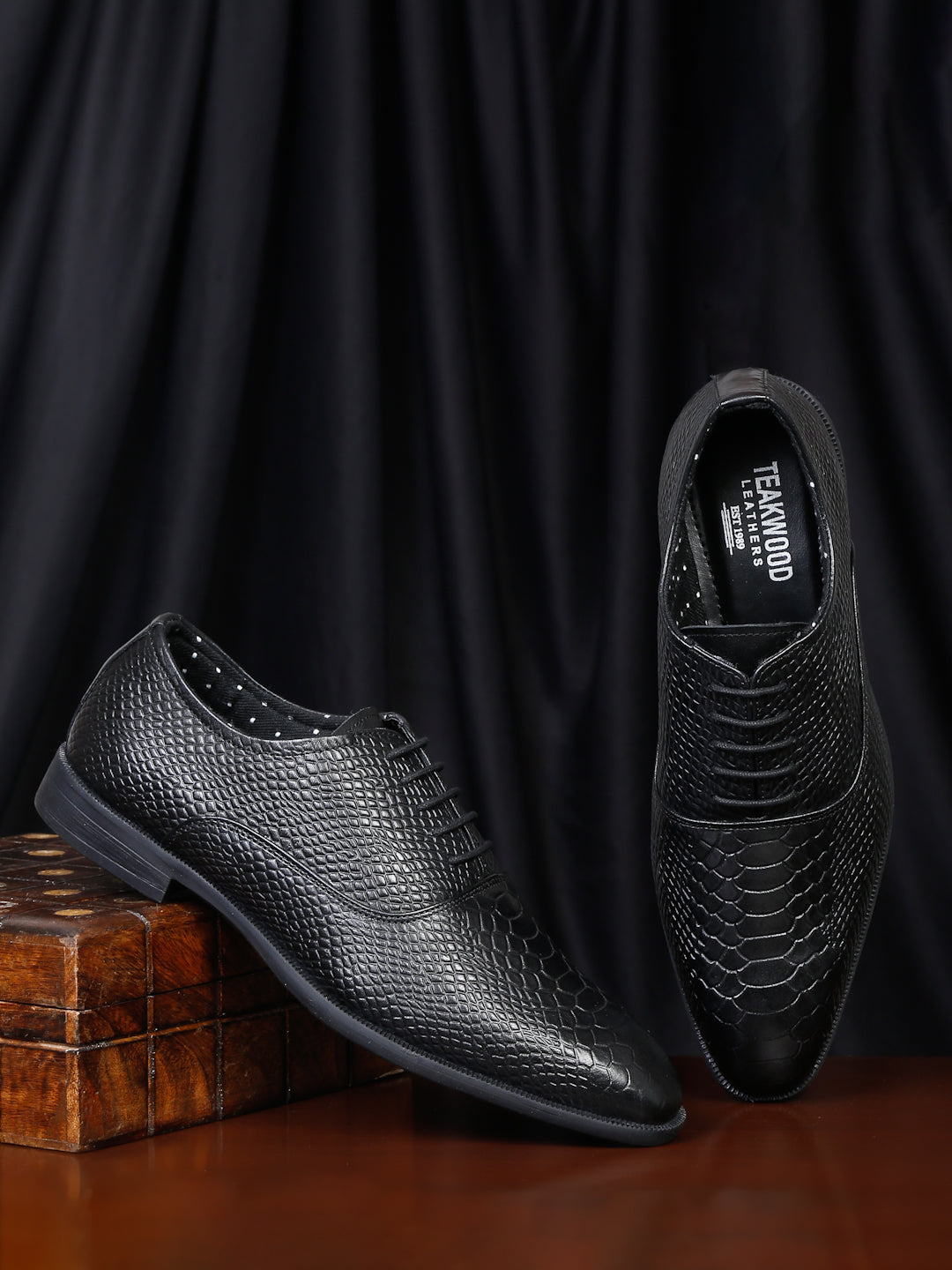 Teakwood Leather Men Black Snake Print Leather Oxfords – Teakwood