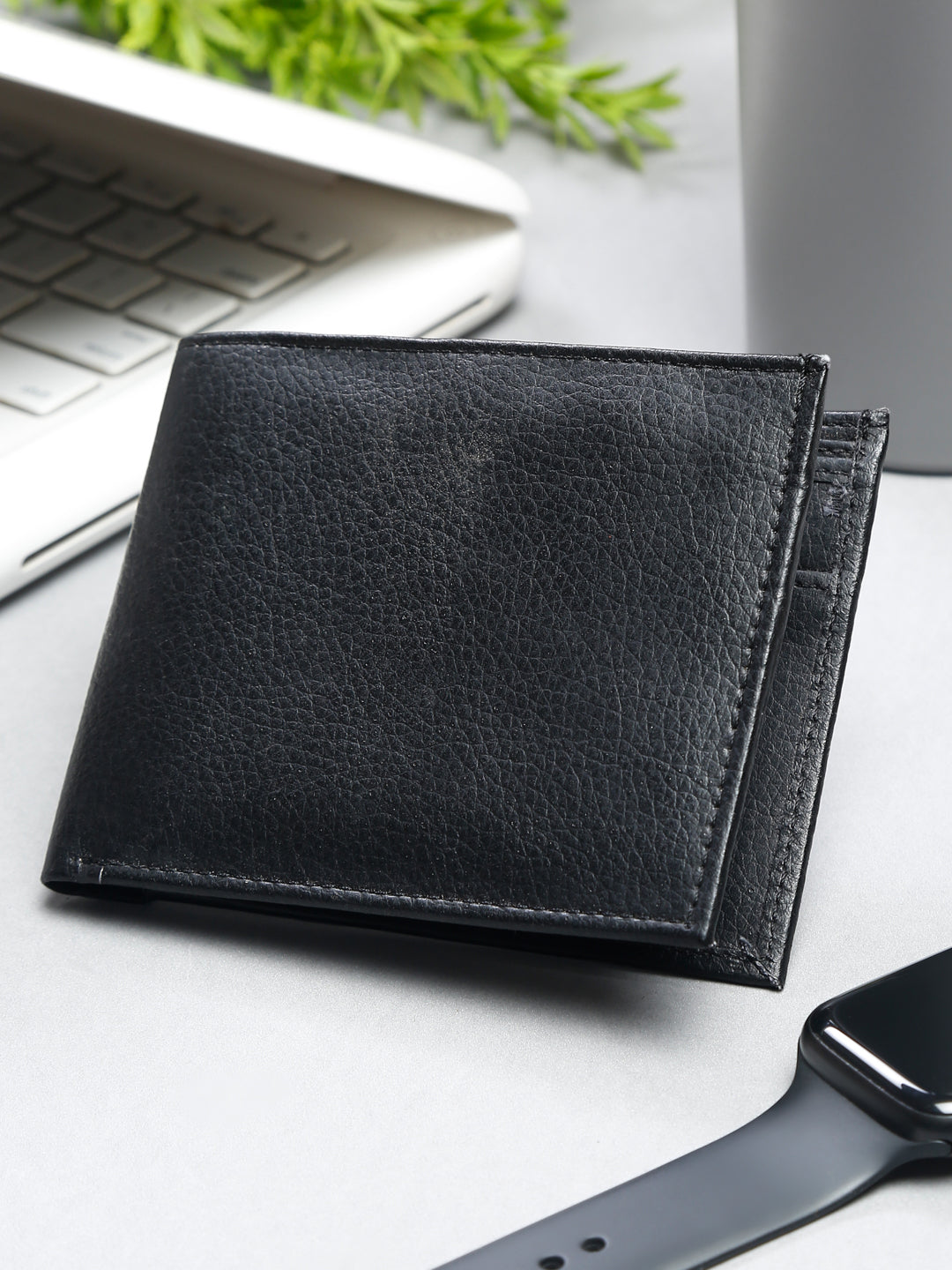Men Black Leather Two Fold Wallet