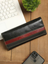 Load image into Gallery viewer, Teakwood Genuine Leather Black Color Wallet
