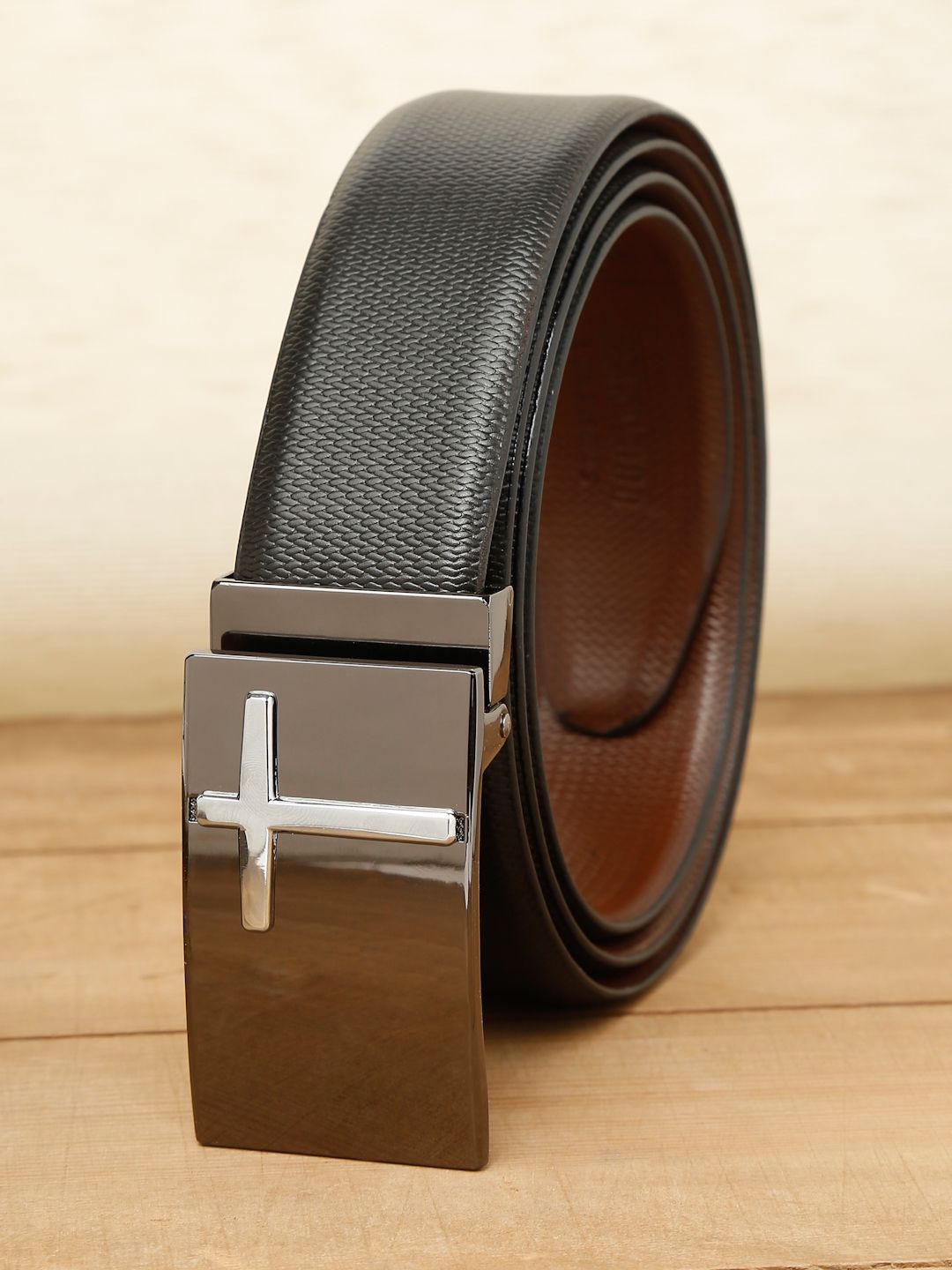 Textured-leather belt